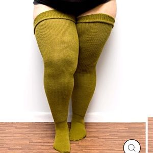 Thigh High Socks with Thigh Belt Bundle